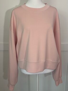 lululemon athletica Women's Light Pink Crop Sweatshirt size 8